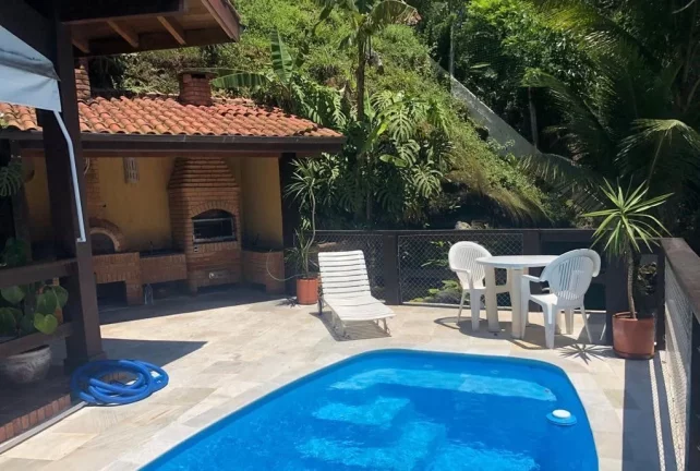 Imagem Sobrado à venda, 500 m² por R$ 3.710.000,00 - Barra da Lagoa - Ubatuba/SP
