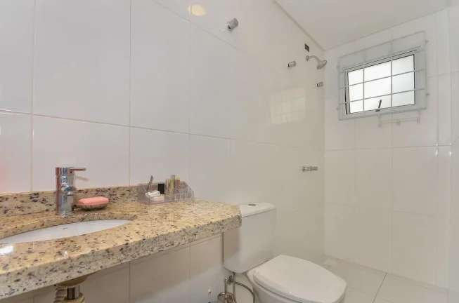 Imagem Casa 3 dormitórios. 236 m2 na Vista Alegre (Jd. Schaffer)