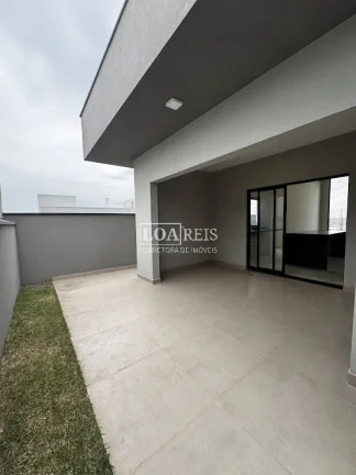 Imagem CASA À VENDA - CONDOMÍNIO RUDÁ PERMUTA POR APARTAMENTO