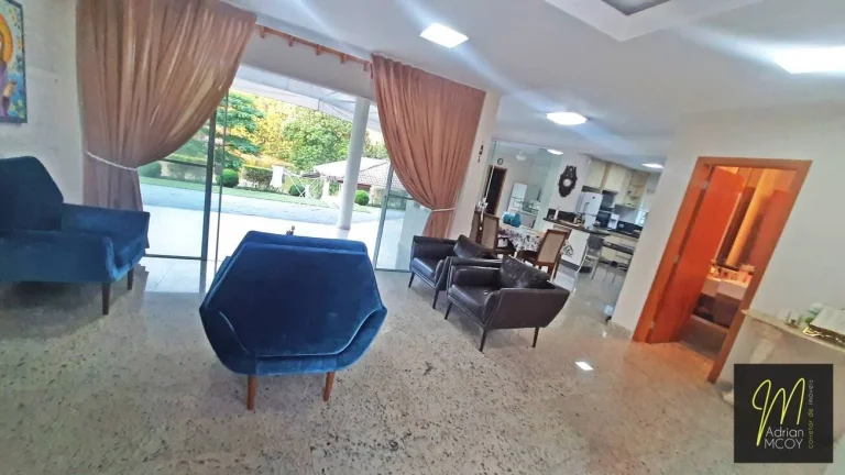 Imagem Casa a venda no Jd. das Palmeiras