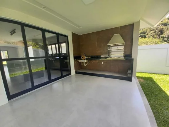 Imagem Casa em Condomínio para Venda em Teresópolis / RJ no bairro Green Valley