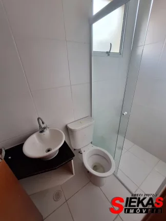 Imagem Casa para locação em São Paulo-SP, bairro Carrão: 2 quartos, 2 suítes, 1 sala, 3 banheiros, 1 vaga de garagem, 65m² de área.
