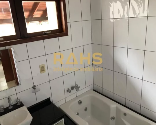 Imagem Excelente Residência Averbada para Venda no Atiradores! Localizada no bairro Atiradores, próximo a...