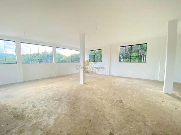 Imagem Casa em Condomínio para Venda em Teresópolis / RJ no bairro Albuquerque