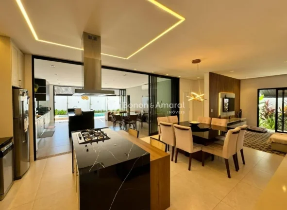 Imagem Sobrado à venda no Loteamento Residencial Arborais em Campinas, com 335 m² de área construída. S...