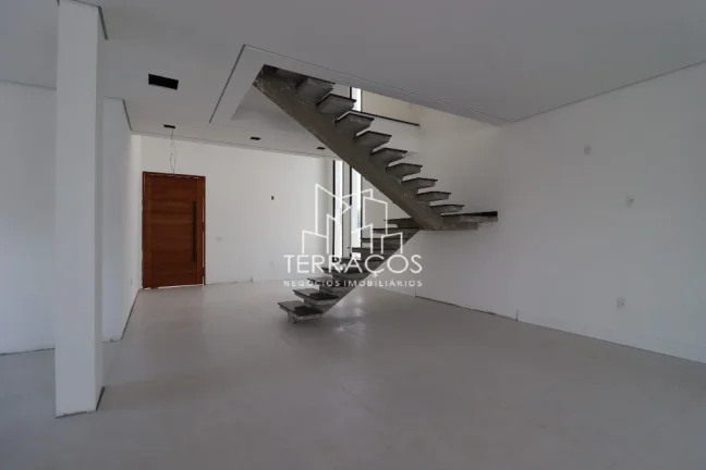Imagem CASA EM À VENDA COM 3 SUÍTES E PISCINA NO CONDOMÍNIO BELLA VITTA - JUNDIAÍ/SP