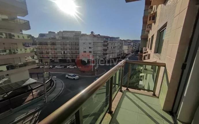 Imagem Apartamento linear, 3 quartos sendo um suíte a venda, Centro - Cabo Frio