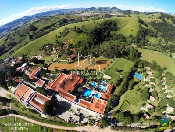 Imagem TERRENO PLANO COM 9.000 M² AO LADO DA RODOVIA FERNÃO DIAS - EXTREMA/MINAS GERAIS.