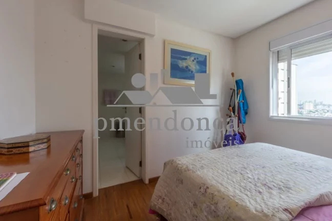 Imagem Apartamento a venda no Sumaré com 3 Quartos ( 2 suítes) e 3 vagas, 167 m²