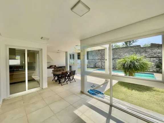 Imagem Casa em Condomínio a Venda no bairro Granja Viana - Cotia, SP