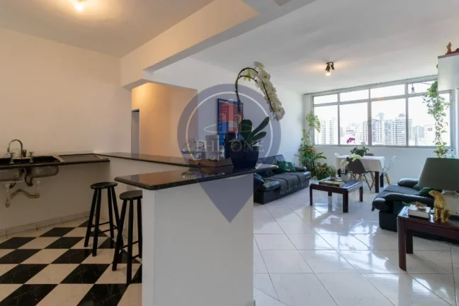 Imagem Apartamento à venda na Vila Mariana, São Paulo-SP: 3 quartos, 1 suíte, 2 salas, 2 banheiros, 120m². Venha conferir!