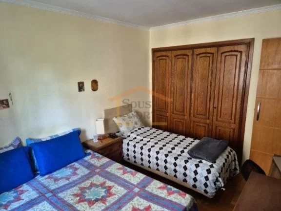 Imagem Apartamento com 82 m², totalmente reformado, com 2 dormitórios, sendo um com guarda-roupa embutido...