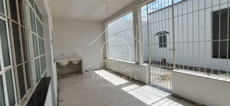 Imagem Casa à venda com 03 Quartos - Jardins - Mantena - MG