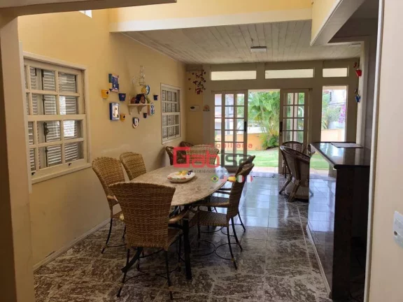 Imagem Casa com 4 dormitórios à venda, 230 m² por R$ 1.600.000 - Loteamento Portal da Ferradura - Armação dos Búzios/Rio de Janeiro