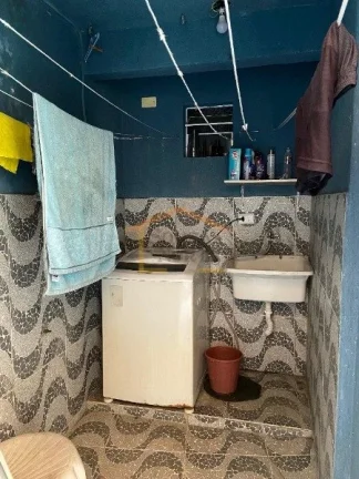 Imagem Sobardo 4 dormitórios, sendo 2 suítes, sala ampla e bem iluminada, lavabo, cozinha, quintal, sem v...