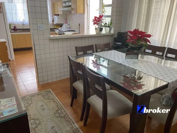Imagem Casa Ampla com 2 vagas,quintal e Edícula-Residencial ou Comercial-Localização 10