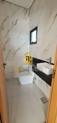 Imagem CA1591

Aceita financiamento!

- Lote com 378 m² e 221 m² de área construída;
- 3 suítes, sendo...