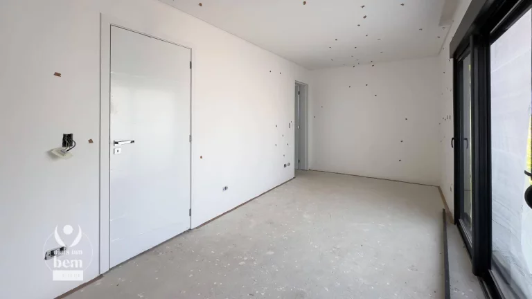 Imagem Sobrado com 190 m², 3 quartos, 3 Suites, Churrasqueira, com Quintal à venda por R$ 1.430.000 - Campo Comprido - Curitiba/PR