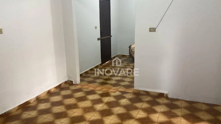 Imagem Casa com 2 dormitórios para alugar, 78 m² por R$ 1.200,00/mês - Setor Nova Aurora - Itumbiara/GO