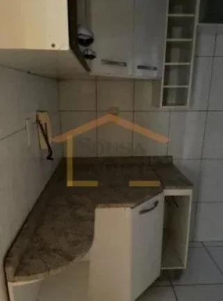 Imagem Apartamento com 2 dormitórios, 1 banheiro, rico em armários planejados em todos os cômodos, sala ...