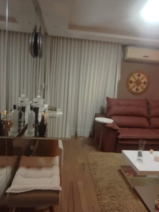 Imagem Apartamento no Portal das Flores Condomínio Clube - Reformado, 2 Quartos, Área de Lazer!
