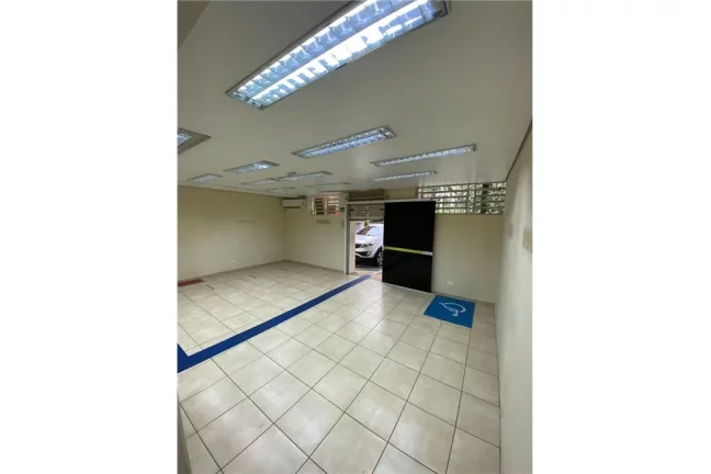 Imagem Salão comercial para locação no Butantã.