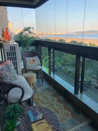 Imagem Apartamento frente ao mar com 3 dormitórios e 2 vagas de garagem na Pompéia