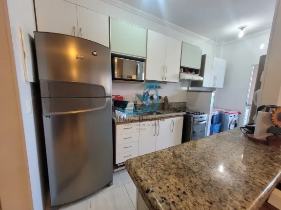 Imagem Apartamento com 3 dormitórios, MOBILIADO a venda em Ubatuba com localização privilegiada no bairro de Itaguá.- 300 metros da orla.