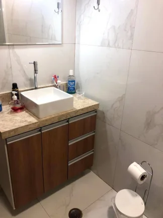 Imagem Sobrado maravilhoso com 200 m² 3 Dormitórios Sendo 1 Suíte 5 Vagas