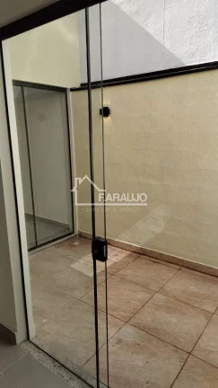 Imagem Casa à venda em Jardim Itanguá com 70m² 2 quartos, 2 vagas