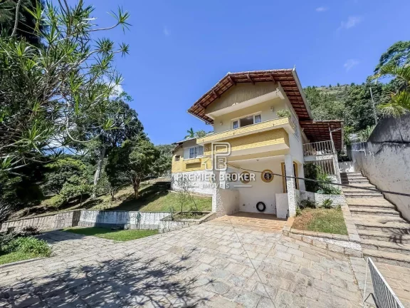Imagem Casa à venda, 166 m² por R$ 810.000,00 - Cascata dos Amores - Teresópolis/RJ