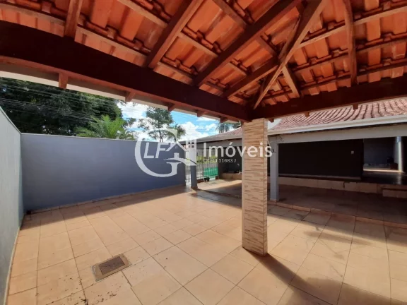 Imagem Linda Casa em Condomínio Fechado.!!