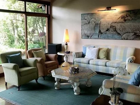 Imagem Casa para Venda em Teresópolis / RJ no bairro Parque do Imbui