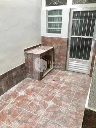 Imagem Sobrado à venda, Conjunto Residencial Santa Terezinha com 3 quartos 1 suíte, 1 quarto de empregada com banheiro, 2 vagas de garagem. São Paulo, SP