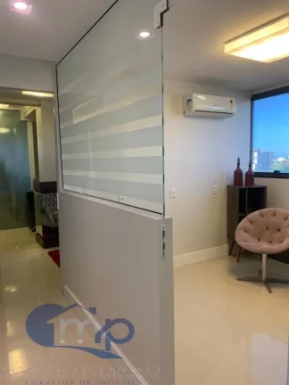 Imagem Sala comercial á venda com 49,10m² no centro de Torres/RS