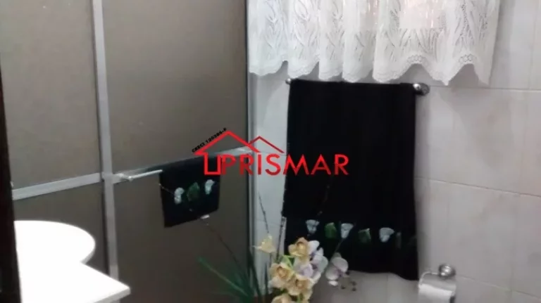 Imagem Ótima Casa térrea na Praia Grande 2 vagas cobertas.