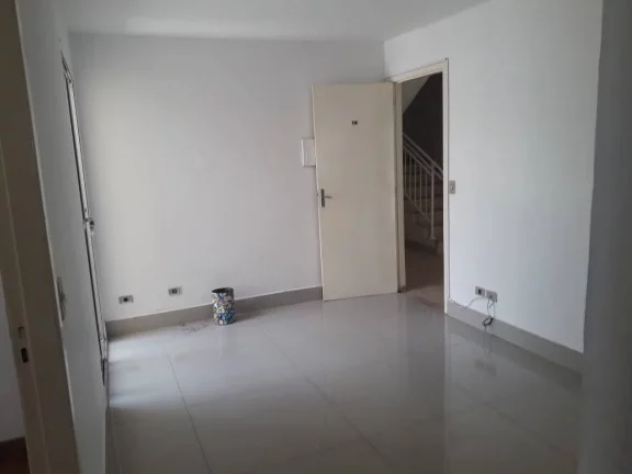 Imagem Apartamento Térreo na Fazenda Rio Grande - 2 Quartos - R$200 mil