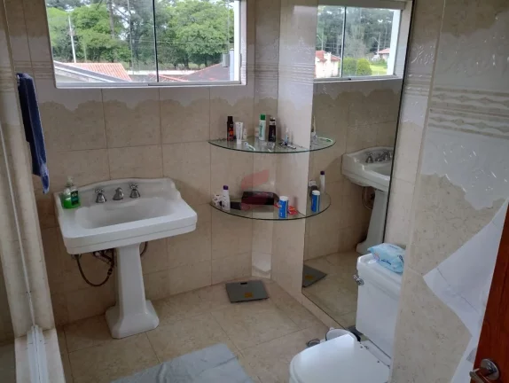 Imagem SOBRADO com 3 dormitórios à venda com 396m² por R$ 865.000,00 no bairro Guarituba - PIRAQUARA / PR