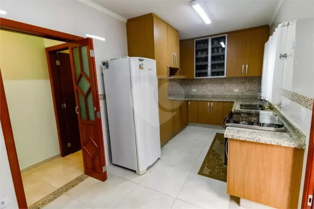 Imagem Sobrado à venda com 4 quartos, sendo 1 suíte, em Vila Sônia, São Paulo - SP