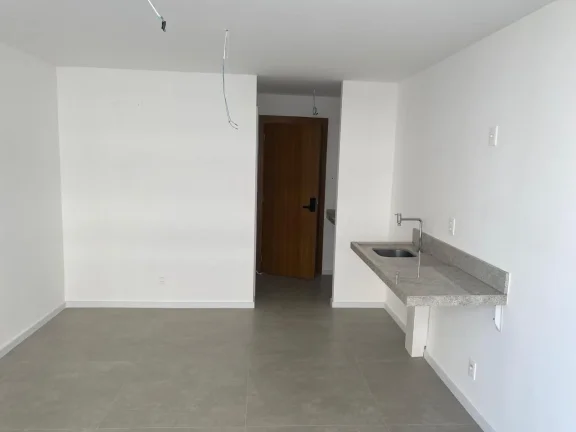 Imagem Imóvel à venda em Salvador, Vitória: Cozinha, Vista para o mar, Perto de escola