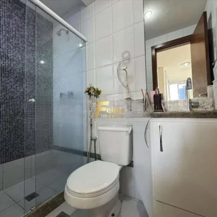 Imagem Desfrute da vida à beira-mar neste encantador apartamento de 02 quartos, localizado na esquina do oceano.
