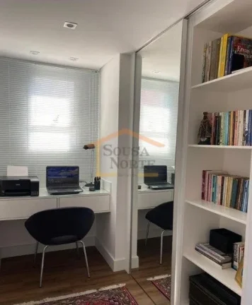 Imagem Apartamento amplo e confortável com 116m², em prédio com apenas 2 unidades por andar. Sala espaç...
