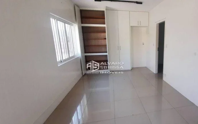 Imagem Casa com 4 dormitórios com armários 1 sala ampla para locação comercial ou residencial no Centro de Itu SP