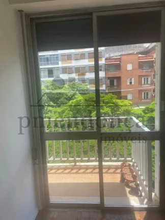 Imagem Apartamento em Pinheiros com 150m², 3 dormitórios (1 suíte) e 1 vaga.