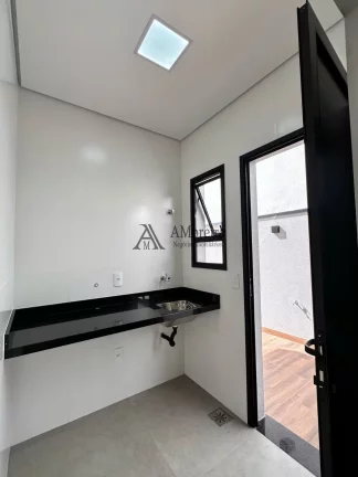 Imagem Maravilhosa casa em loteamento fechado à Venda em Jundiaí-SP, 3 Suítes e 4 Vagas de Garagem no Reserva Ermida!