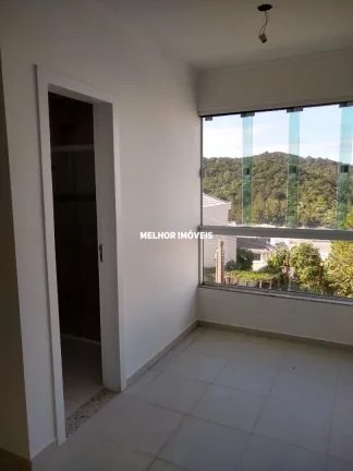 Imagem Casa Sobrado à Venda com 03 Suítes em Balneário Camboriú - SC