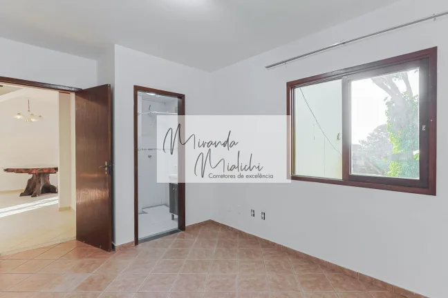 Imagem Casa com 4 quartos, sendo 2 suítes à venda no Córrego Grande