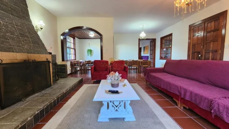 Imagem Casa para Venda em Teresópolis / RJ no bairro Parque do Imbui