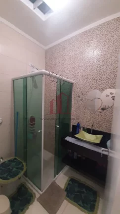 Imagem Imperdível Casa à Venda no Centro de Franco da Rocha-SP: 2 quartos, 1 suíte, 1 vaga de garagem, 100m² de área!