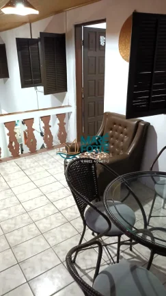 Imagem AMPLA CASA RECÉM REFORMADA COM 2 EDÍCULAS BEM PERTO DA PRAIA!